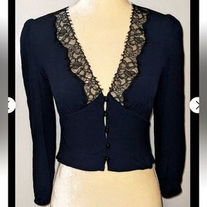 Aritzia Wilfred Lace Trimmed Blouse